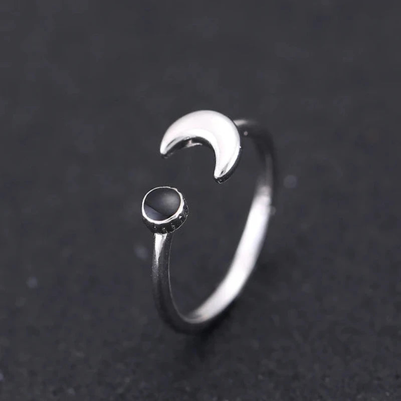 Moon Drop 925 Sterling Silver Ring Platinum Plated WHITE resizable